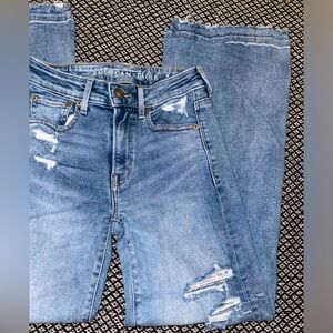 American Eagle Wide Leg Jeans - Distressed Light Wash - Stretchy Size 0